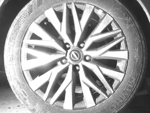 Used 2025 Nissan Altima 2.5 SV FWD image 15