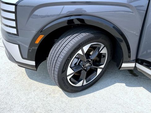 Certified 2026 Hyundai Palisade Limited AWD/4WD image 26