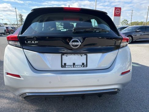 Used 2023 Nissan Leaf S image 10