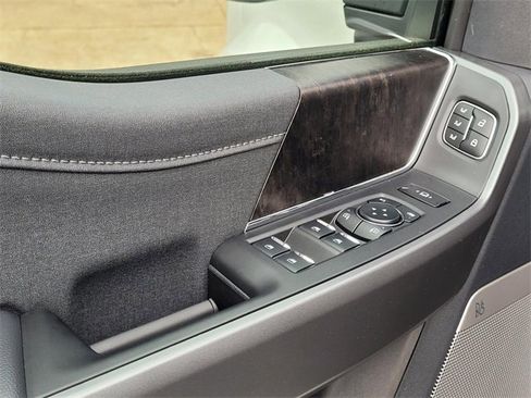 New 2026 Ford F450 Lariat w/ FX4 Off-Road Package image 10