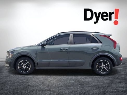 Certified 2023 Kia Niro EX FWD image 7