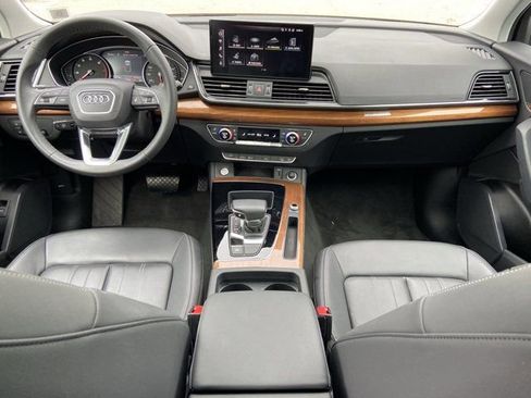 Certified 2023 Audi Q5 2.0T Premium w/ Convenience Package image 12