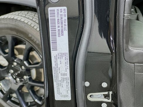 Used 2022 Jeep Compass Altitude image 12