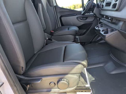 Used 2026 Mercedes-Benz Sprinter 2500 image 20
