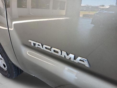 Used 2014 Toyota Tacoma 2WD Access Cab w/ SR5 Package image 26