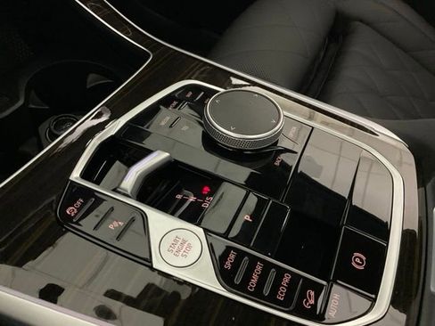 Certified 2025 BMW X5 xDrive40i image 21