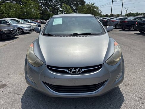 Used 2013 Hyundai Elantra GLS w/ Preferred Pkg FWD image 3