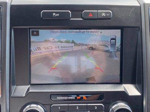 Used 2017 Ford F150 XLT w/ Equipment Group 302A Luxury AWD/4WD image 29