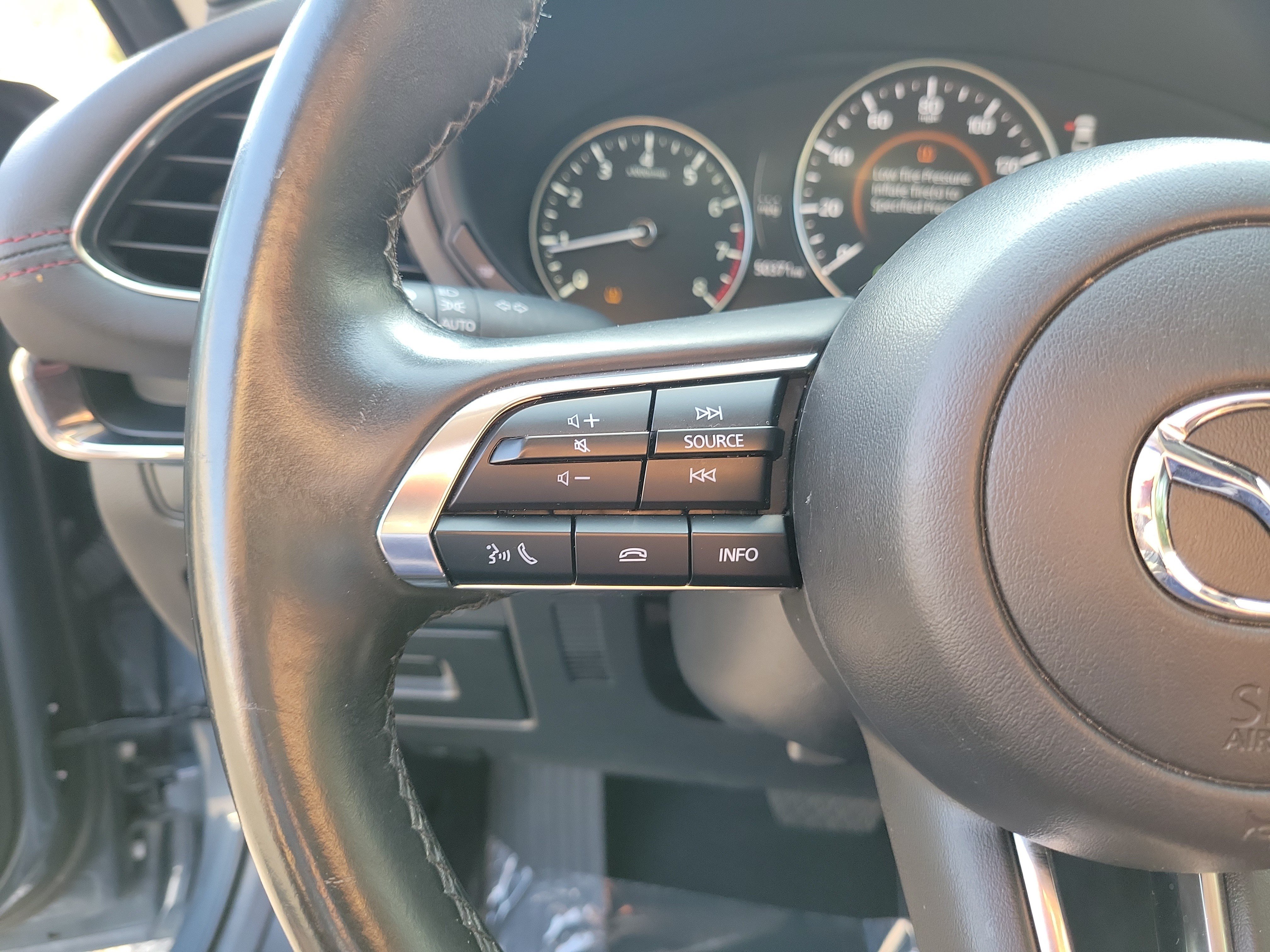 Used 2024 MAZDA MAZDA3 s AWD/4WD image 23