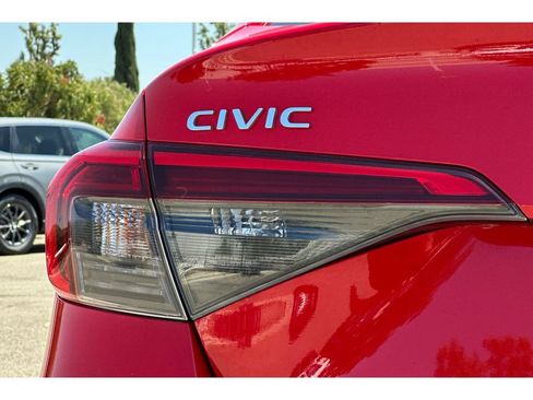 Used 2024 Honda Civic Sport image 12