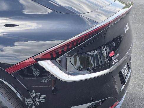 New 2025 Kia EV6 Wind image 11