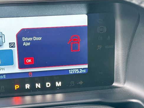 Used 2022 Ford Bronco Badlands image 17