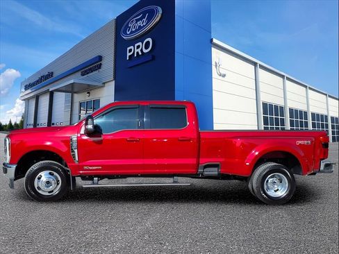 Used 2024 Ford F350 Lariat w/ Lariat Ultimate Package image 16