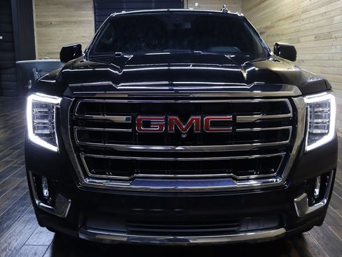 Used 2021 GMC Yukon SLT w/ SLT Premium Package image 7