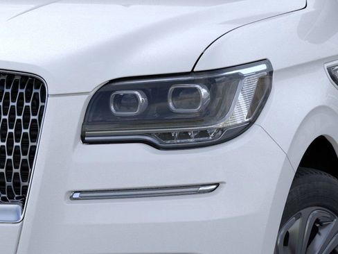 New 2023 Lincoln Navigator L Reserve image 18