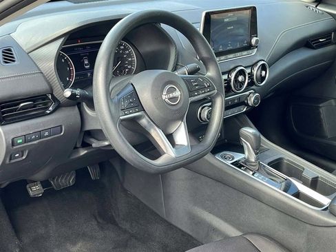 Used 2024 Nissan Sentra SV image 15