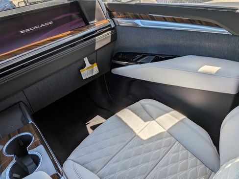 New 2026 Cadillac Escalade Platinum Sport image 16