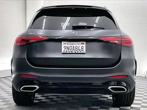 Certified 2024 Mercedes-Benz GLC 300 image 3