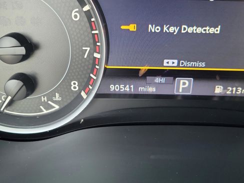 Certified 2022 Nissan Armada SV w/ SV Appearance Package image 20