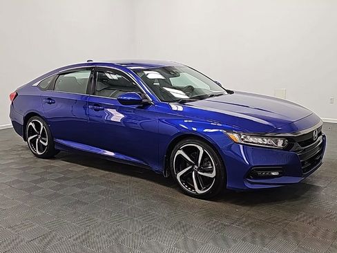 Used 2018 Honda Accord Sport image 1