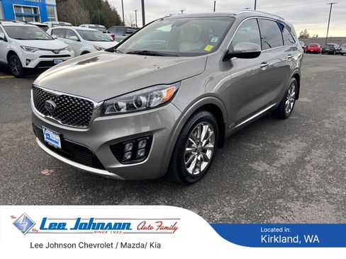 Used 2017 Kia Sorento SX image 1
