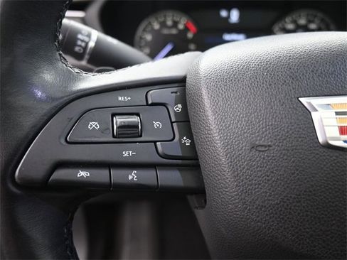 Used 2019 Cadillac XT4 Premium Luxury w/ Cold Weather Package image 2