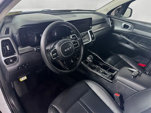 Used 2022 Kia Sorento SX image 29