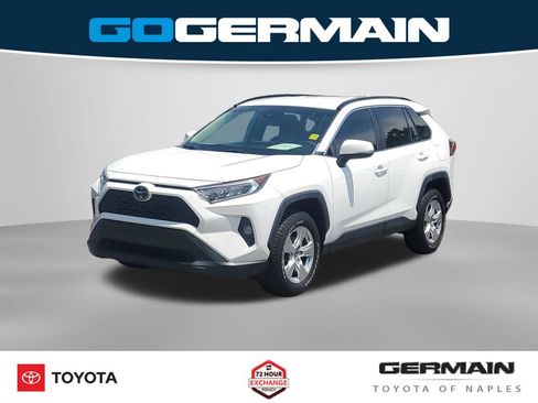 Used 2020 Toyota RAV4 XLE AWD/4WD image 1