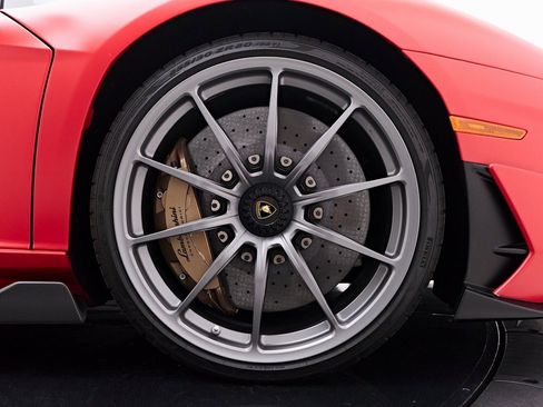 Used 2019 Lamborghini Aventador SVJ image 56