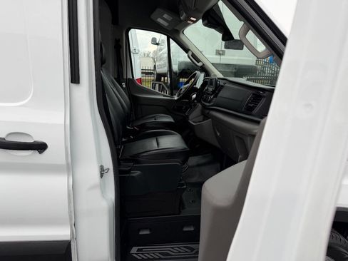 Used 2023 Ford Transit 250 148 High Roof image 11