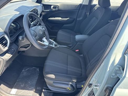 New 2026 Hyundai Venue SEL image 9