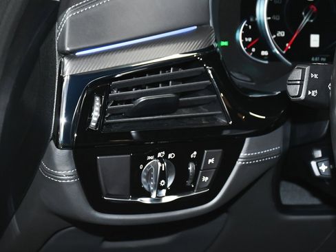 Used 2019 BMW M5 w/ Executive Package image 20