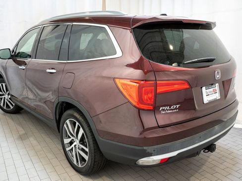 Used 2017 Honda Pilot Elite image 3