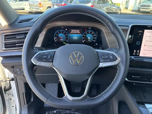 New 2026 Volkswagen Atlas SE image 29