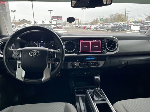 Certified 2022 Toyota Tacoma SR5 image 14