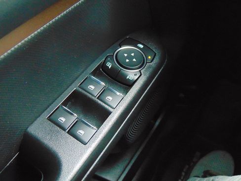 Used 2023 Ford Bronco Sport Outer Banks image 38