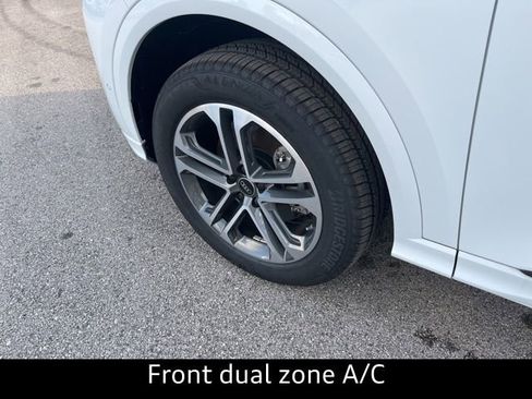 New 2025 Audi Q5 Premium image 5