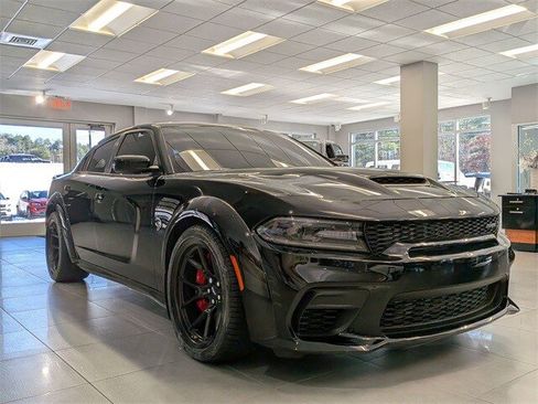 Used 2021 Dodge Charger SRT Hellcat image 8