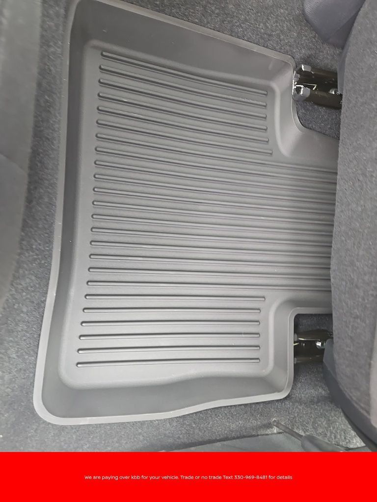 New 2026 Nissan Sentra SV w/ SV Convenience Package FWD image 30