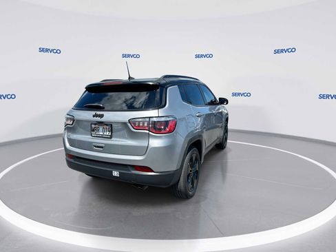 Used 2019 Jeep Compass Latitude FWD image 8