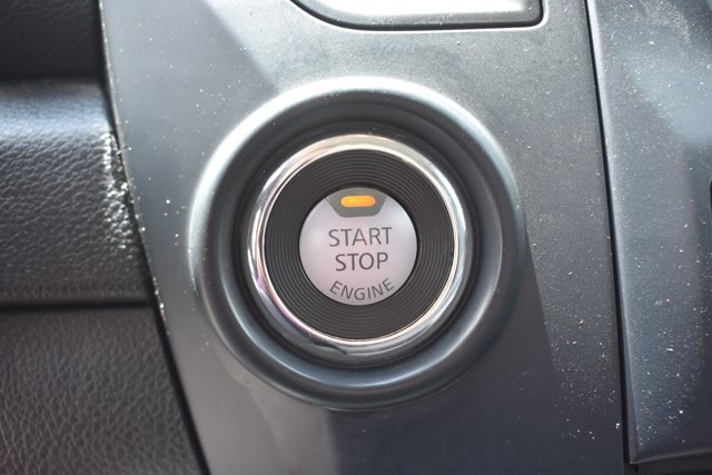 Used 2023 Nissan Titan SV RWD image 24