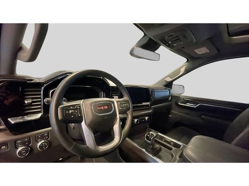 Used 2024 GMC Sierra 1500 SLT w/ SLT Premium Plus Package AWD/4WD image 11