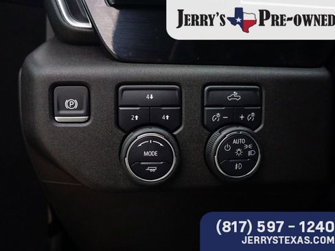 Used 2025 Chevrolet Silverado 2500 LT image 15