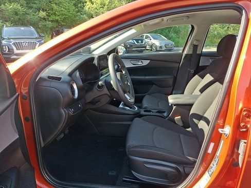 Used 2023 Kia Forte LXS FWD image 11