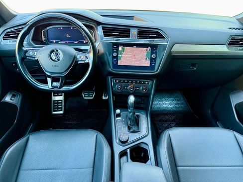 Used 2019 Volkswagen Tiguan SEL Premium R-Line image 10