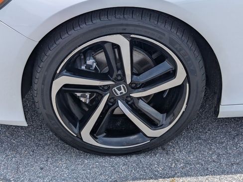 Used 2022 Honda Accord Sport image 13