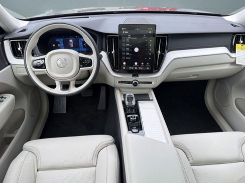 New 2026 Volvo XC60 T8 Ultra w/ Climate Package AWD/4WD image 17