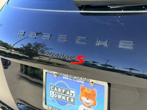 Used 2016 Porsche Cayenne S image 11