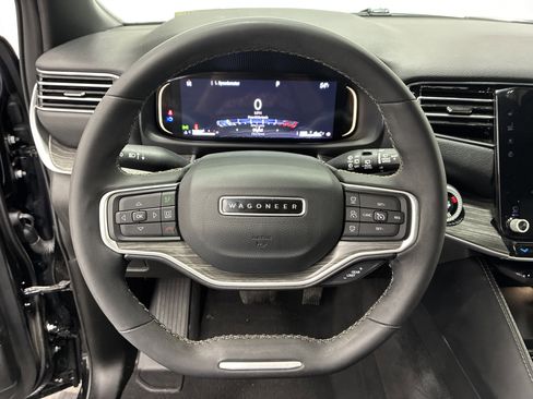 Used 2024 Jeep Wagoneer L Series III w/ Premium Group I AWD/4WD image 23