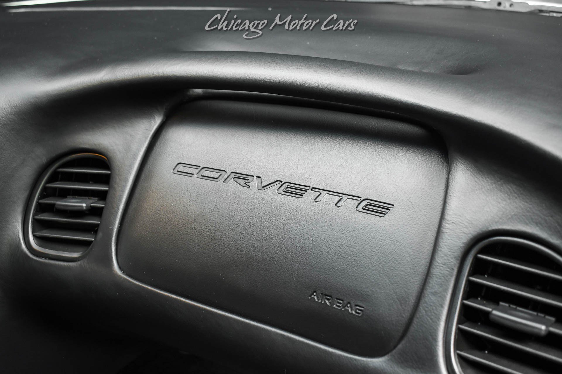 Used 1999 Chevrolet Corvette Coupe w/ Lighting Pkg RWD image 19